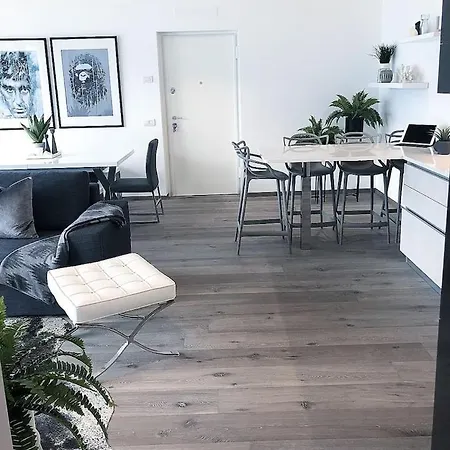 Ulivi Luxury Loft & Pool - The House Of Travelers Apartamento Carate Urio