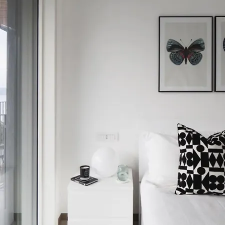 Ulivi Luxury Loft & Pool - The House Of Travelers *